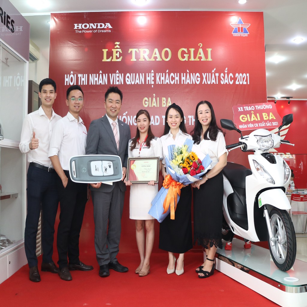 TRAO GIẢI HỘI THI NHÂN VIÊN QUAN HỆ KHÁCH HÀNG XUẤT SẮC 2021