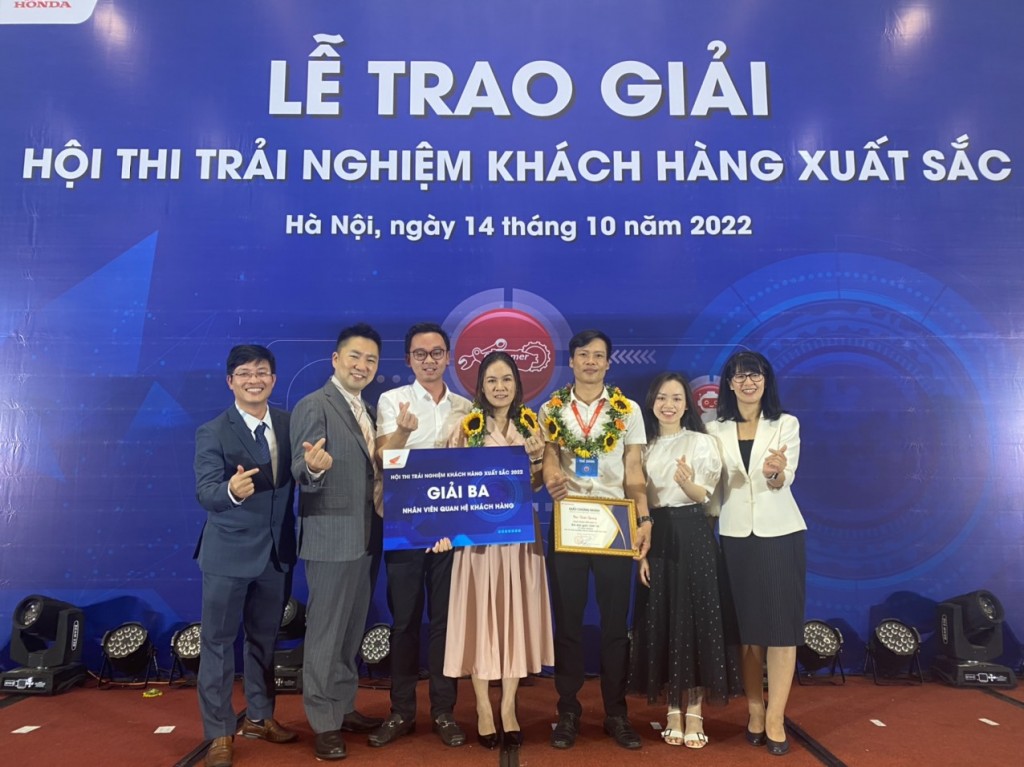HỘI THI TRẢI NGHIỆM KHÁCH HÀNG XUẤT SẮC NĂM 2022